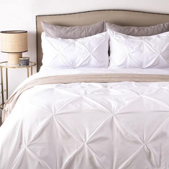 Picture of Pintuck Duvet Cover Set 3pc - White  - Queen
